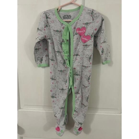 Star Wars 18 Month Footed Pajamas Girls Set of 2 - Picture 3 of 10